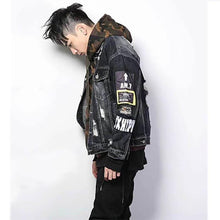 Load image into Gallery viewer, Patched vintage denim jacket