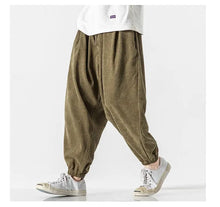 Load image into Gallery viewer, Simple and clean corduroy harem pants