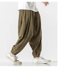 Load image into Gallery viewer, Simple and clean corduroy harem pants