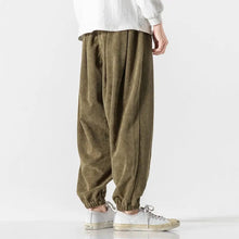 Load image into Gallery viewer, Simple and clean corduroy harem pants