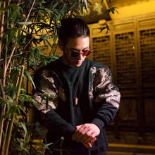 Load image into Gallery viewer, Hyper Premium embroidery dragon sleeve sweatshirt