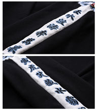 Load image into Gallery viewer, Hyper Premium embroidery blue flamed tiger sweatshirt