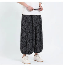 Load image into Gallery viewer, "Kurobara" flower harem pants