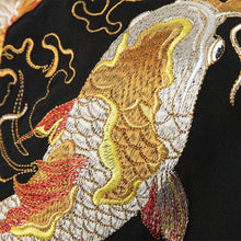 Load image into Gallery viewer, Twin carp embroidery T-shirt