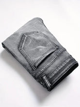 Load image into Gallery viewer, Vintage &quot;karada&quot; ragged denim jeans
