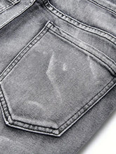 Load image into Gallery viewer, Vintage &quot;karada&quot; ragged denim jeans