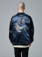 Load image into Gallery viewer, Hyper premium lion embroidery sukajan souvenir jacket