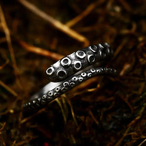 Octo-skull stainless steel ring