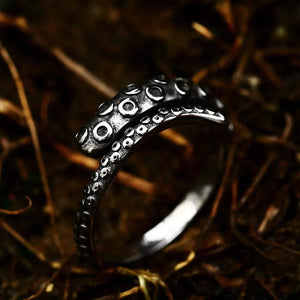 Octo-skull stainless steel ring