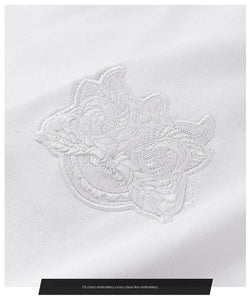 Premium embroidery silhouette lion T-shirt