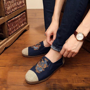 Tang inspired casual shoes