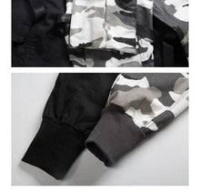 Load image into Gallery viewer, Dark cargo LP pants