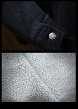 Load image into Gallery viewer, Vintage fleece lined denim jacket
