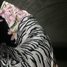 Load image into Gallery viewer, Hyper premium fire phoenix &amp; tiger sukajan jacket