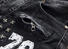 Load image into Gallery viewer, Carbon washed steel rivet designed jeans