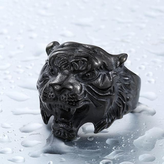 Fierce titanium tiger head alloy ring