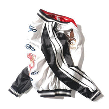 Load image into Gallery viewer, Regroup 2 sided sukajan jacket Premium