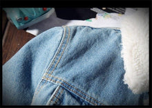 Load image into Gallery viewer, Vintage fleece lined jean jacket